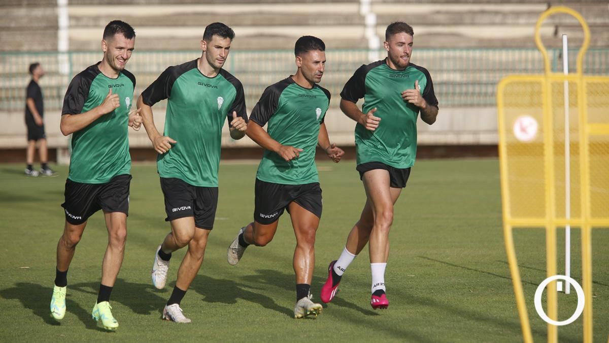 Primer entrenamiento del Córdoba CF tras las vacaciones