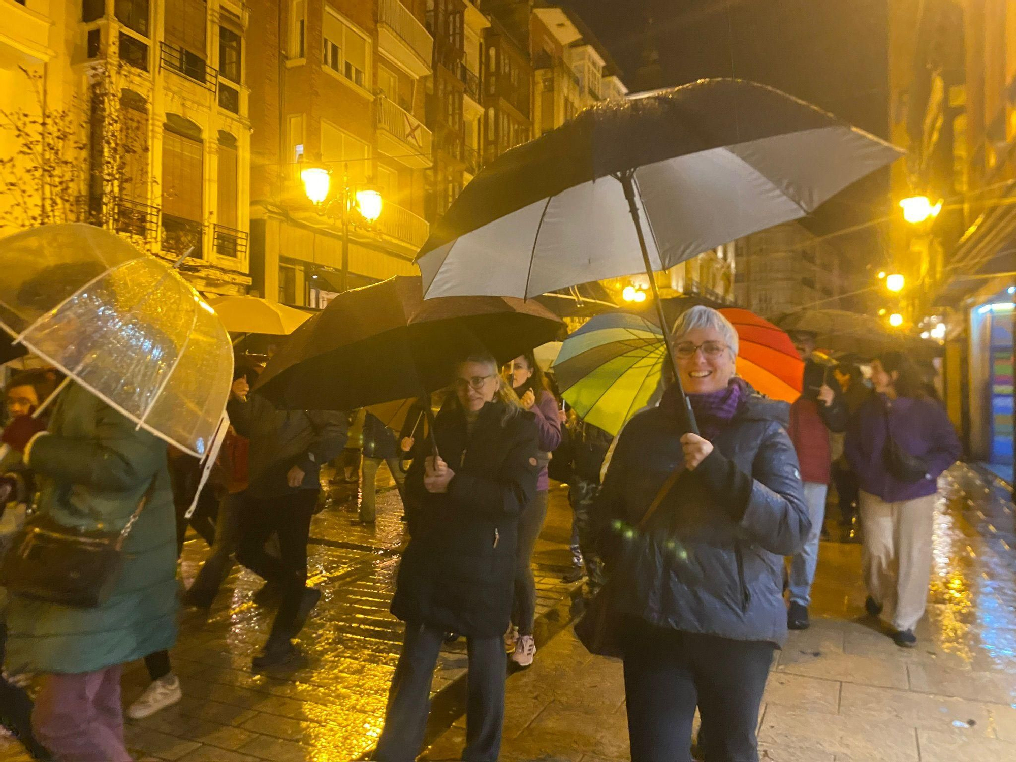 Las imágenes del 8M en Logroño: la fuerza del feminismo venció a la lluvia