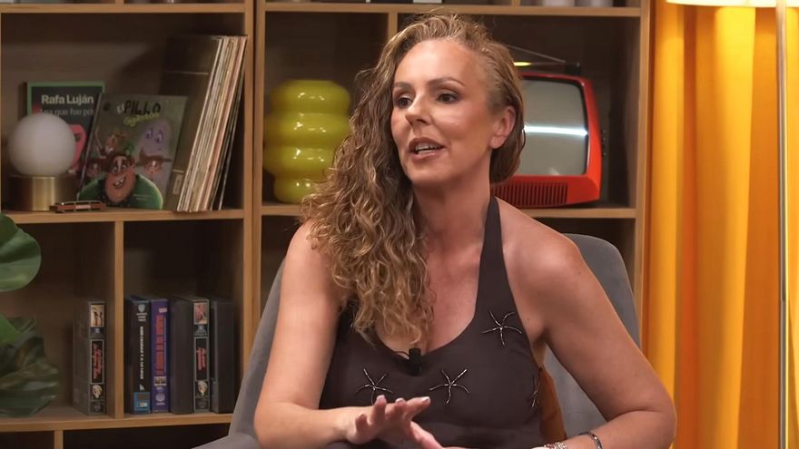 Rocío Carrasco zanja la polémica sobre el diario de Rocío Jurado que vertebra el documental: "Pedro Carrasco es solo padre mío"