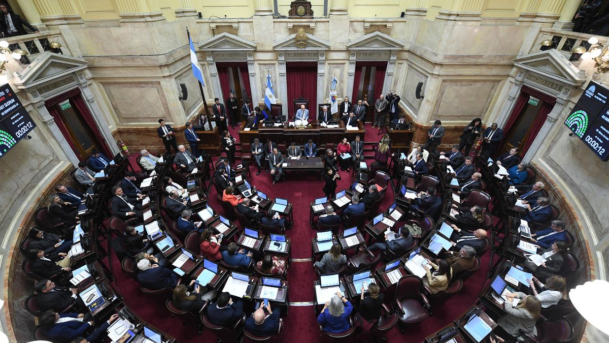 El oficialismo logró aprobar en el Senado el plan de pago a dos fondos buitre