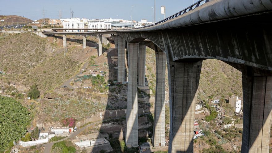 El tramo de la circunvalación de la GC-3 en el viaducto del Guiniguada, cortado al tráfico desde este viernes