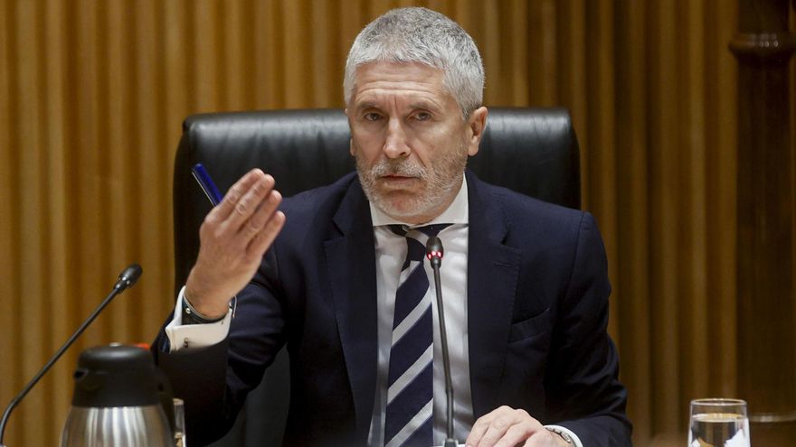 Marlaska se defiende del alud de críticas de partidos y ONG por la devolución de menores