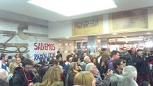 Encierro contra los recortes en el Hospital Ramón y Cajal de Madrid