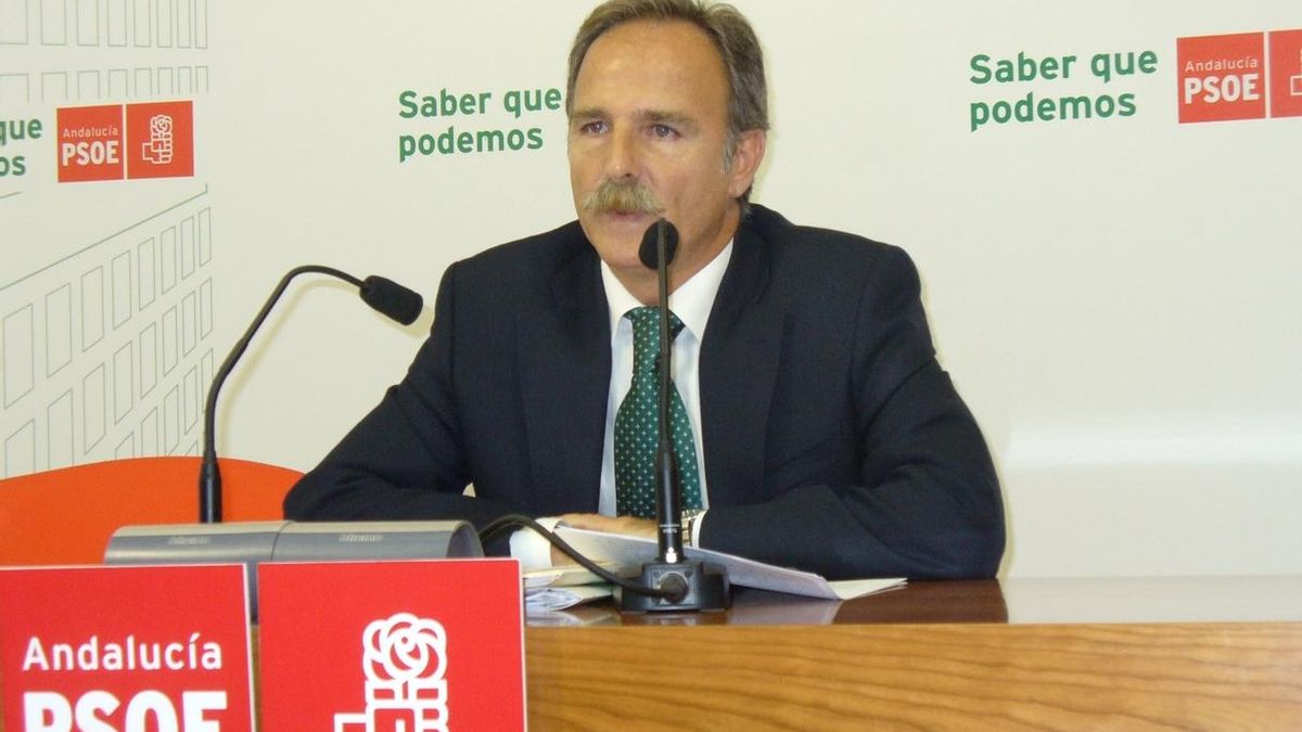 El diputado del PSOE, Salvador de la Encina.