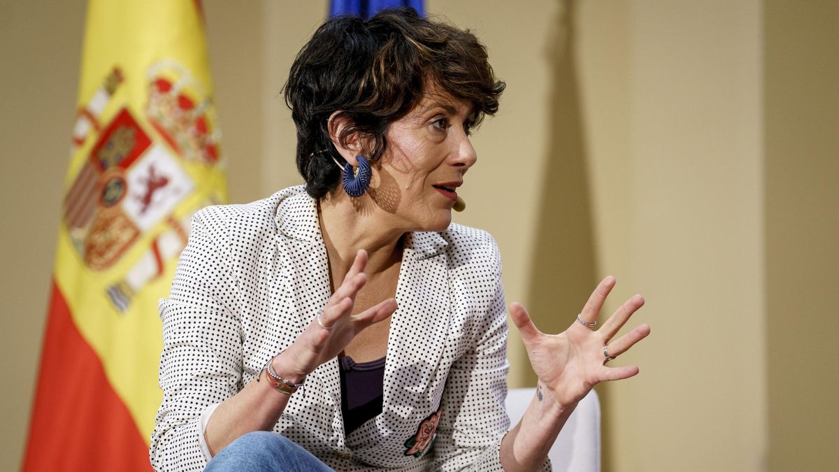 La ministra de Inclusión, Seguridad Social y Migraciones, Elma Saiz