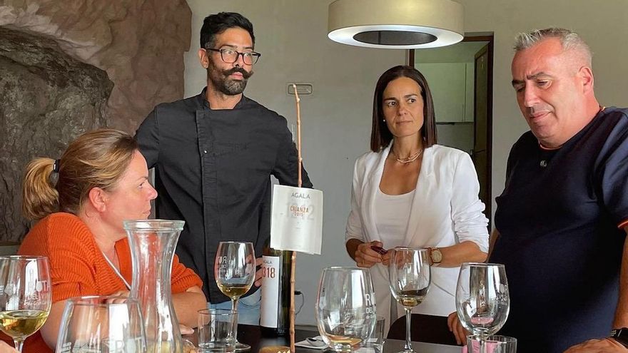 Génesis, Sandra, María José y Javier Suárez