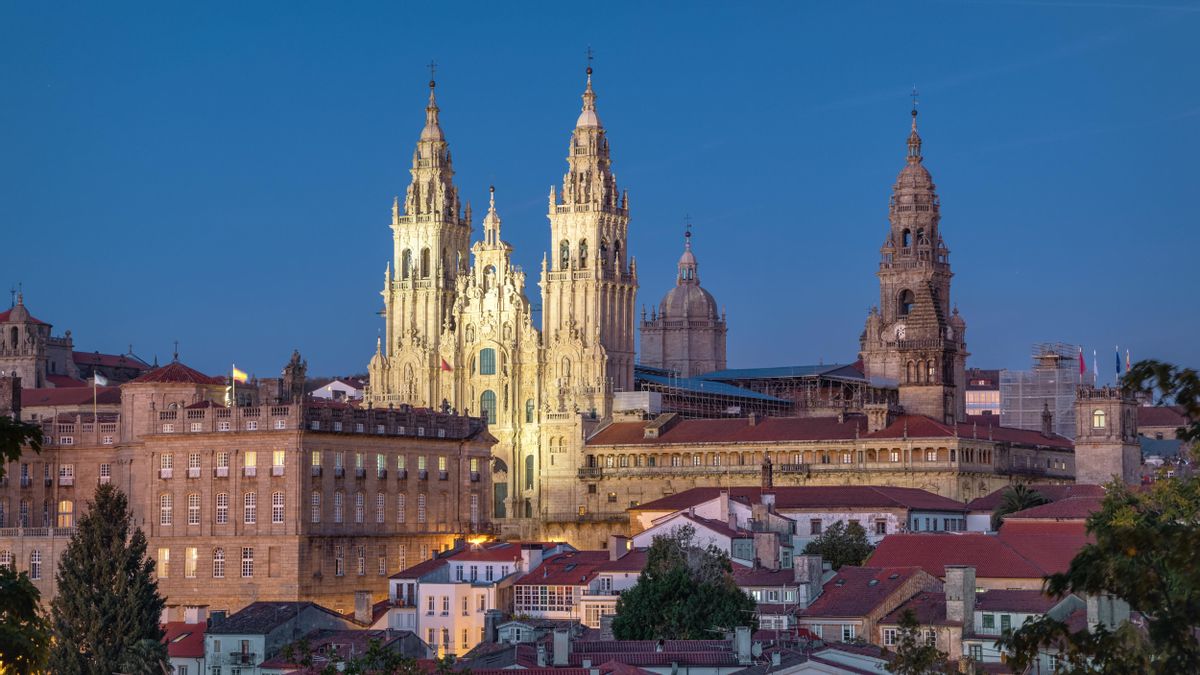 La catedral de Santiago de Compostela, iluminada