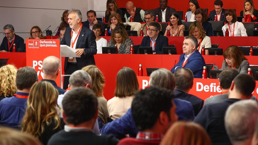 Torres en el Comité Federal del PSOE.