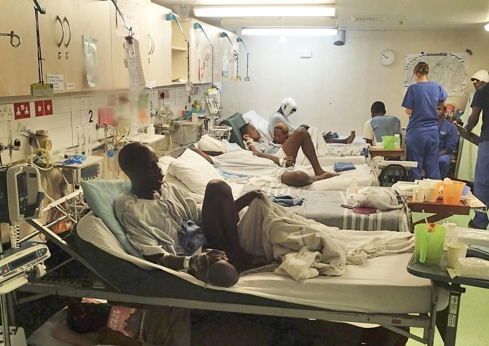 Región de Tsiroanomandidy (Madagascar) - Sala de recuperación del buque quirúrgico 'Africa Mercy'. | MANOLO ARRABAL