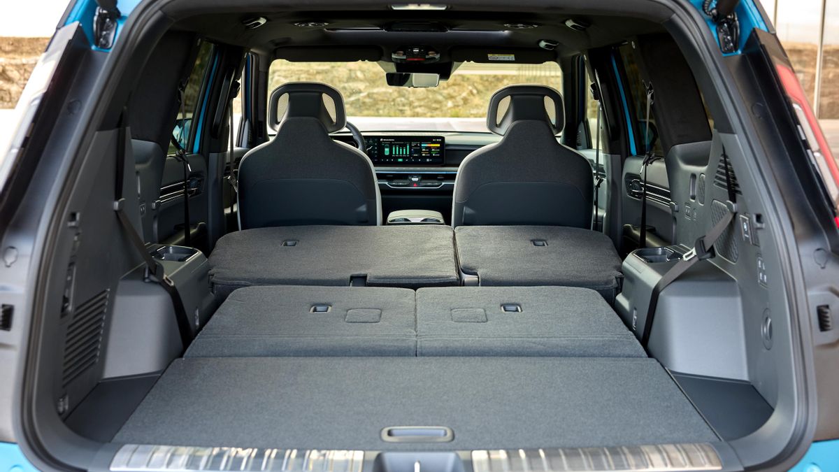 El maletero tiene 828 litros de capacidad, que pasan a 2.393 con los asientos traseros abatidos.