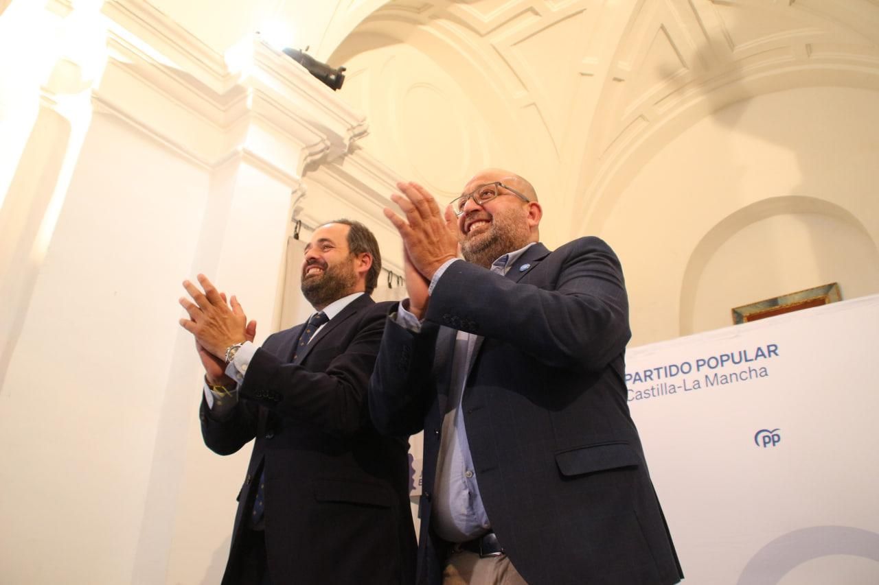 Paco Núñez con Tomás Arribas, candidato de Yepes