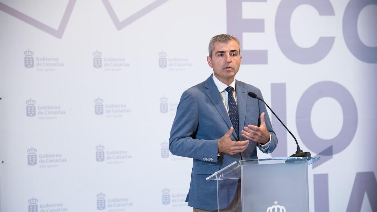 El Gobierno se enroca en "la fortaleza del modelo económico" canario por el crecimiento del PIB