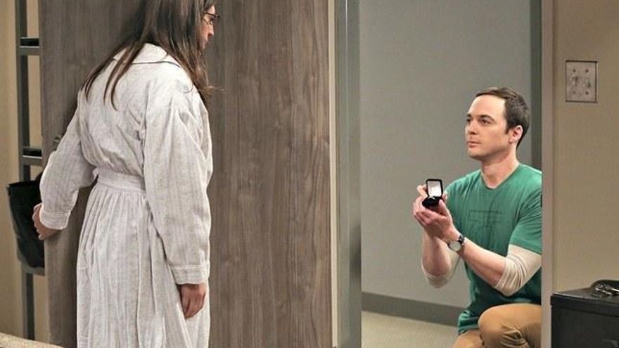 Sheldon pide matrimonio a Amy
