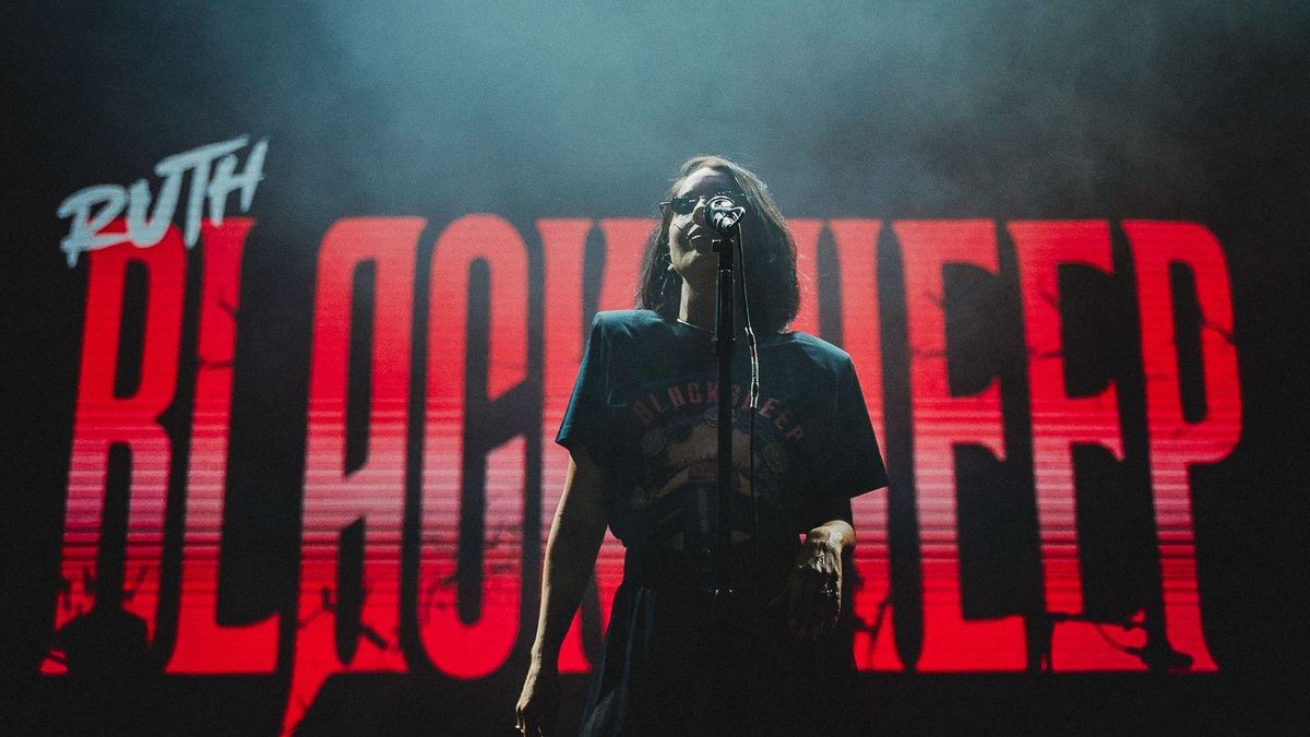 RUTH, el proyecto de Ruth Lorenzo, vuelve a la carretera y presenta el vinilo de 'Blacksheep'