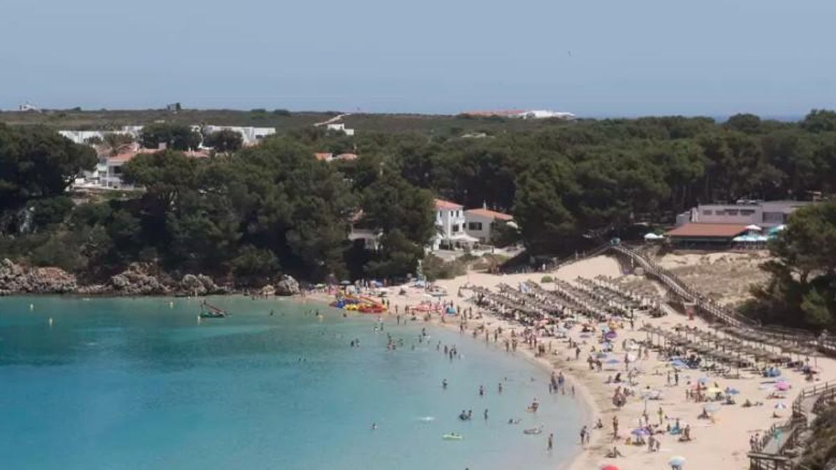 Les construccions a primera línia de platja modifiquen la seva dinàmica litoral mitjançant processos d'erosió i acumulació