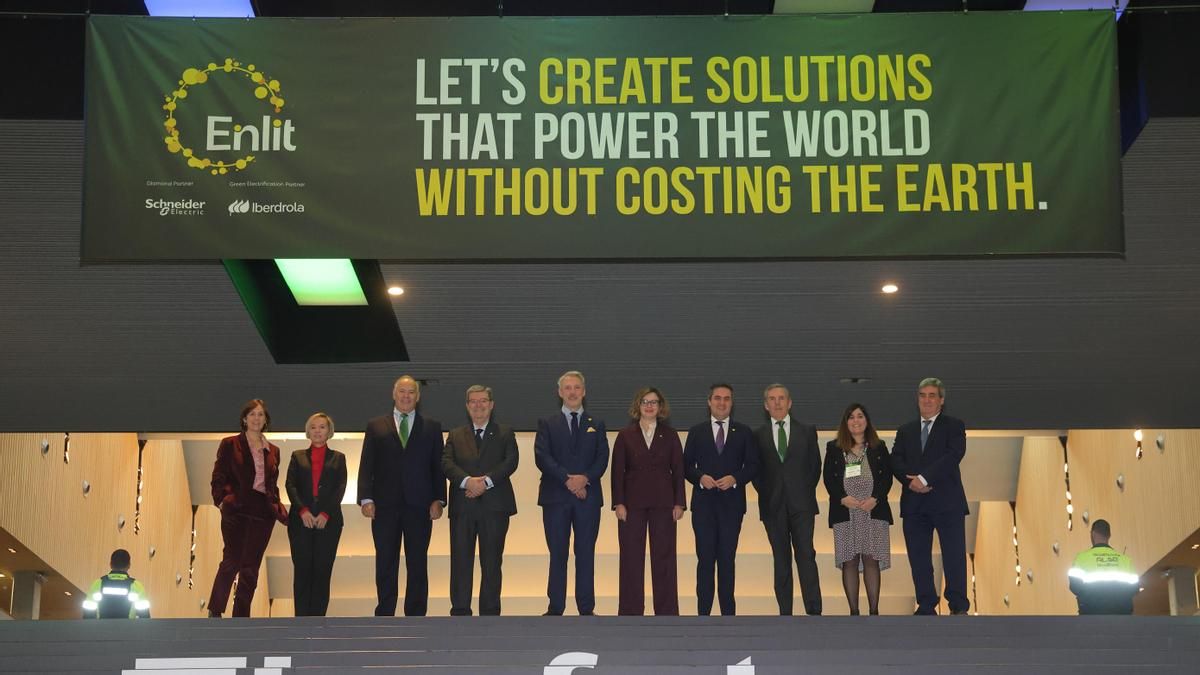 Foto de familia en la inauguración del Congreso.