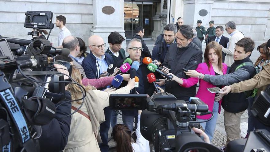 El representante de UPA tras salir de la reunión