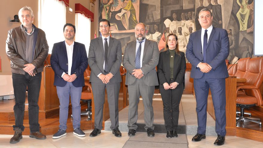 La Universidad de Castilla-La Mancha crea una cátedra "pionera" en discapacidad y dependencia