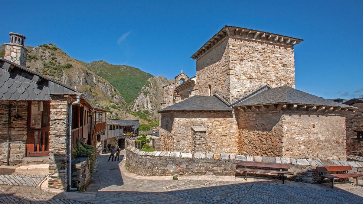 El pueblo medieval del Valle del Silencio leonés con apenas 15 habitantes y un tesoro mozárabe del siglo X