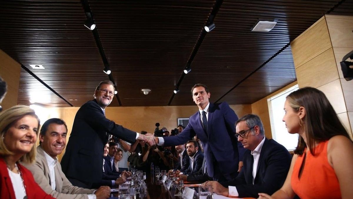 Rivera asegura al PSOE que 100 de las 150 medidas pactadas con el PP ya fueron acordadas con Sánchez