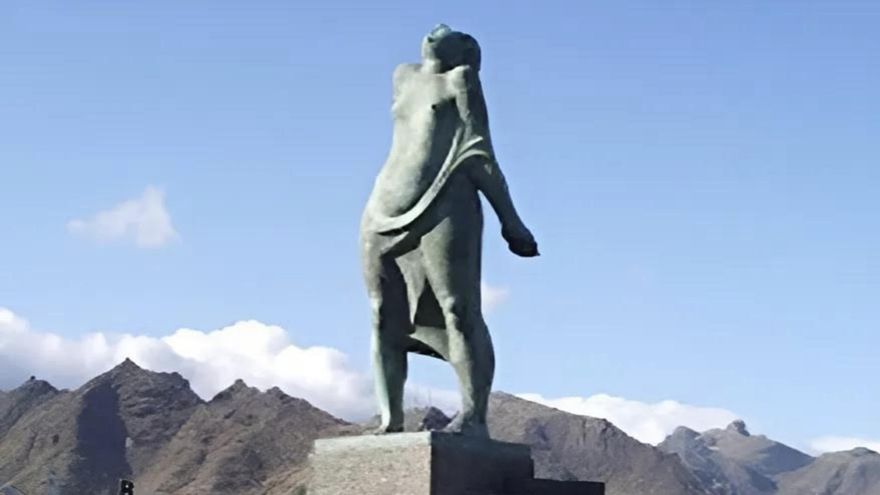 La escultura 'El grito', en homenaje a los caídos contra Nelson en Santa Cruz de Tenerife, enmudece desde hace trece años en un taller