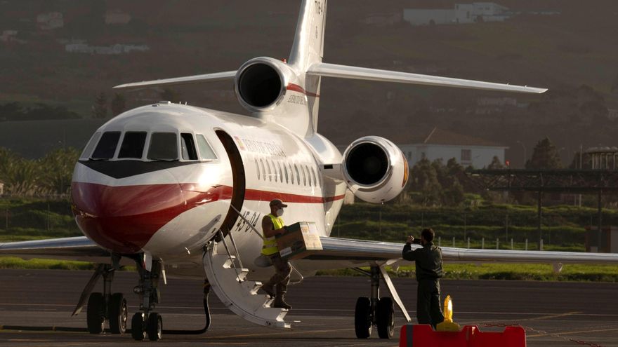 El presidente del Cabildo de Tenerife presenta como propia una idea de Sí Podemos Canarias para crear una línea aérea en la isla