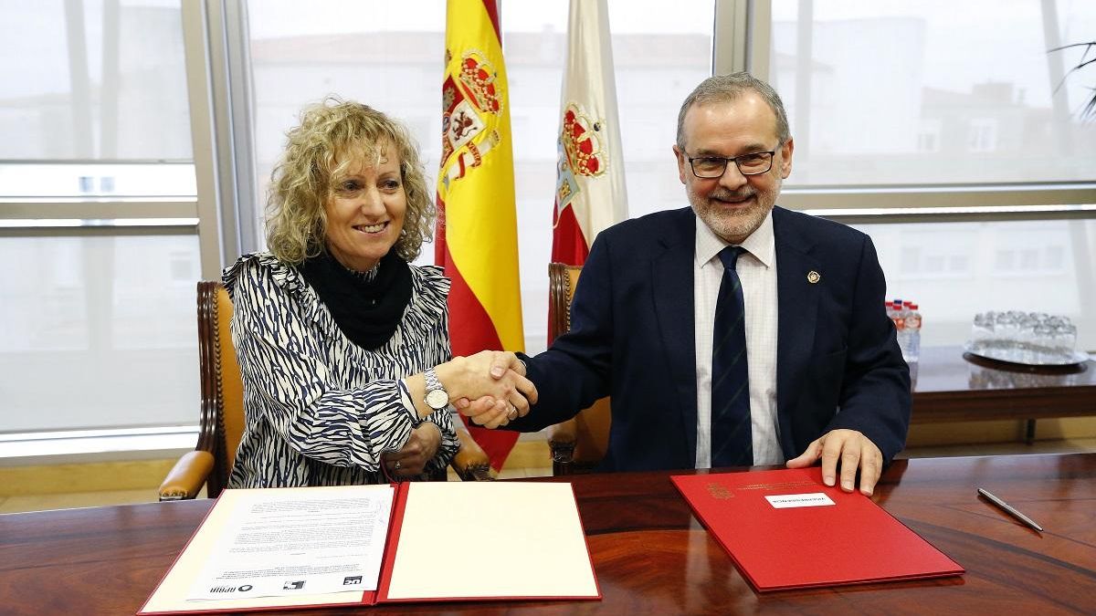 Eva Díaz Tezanos y Ángel Pazos. |