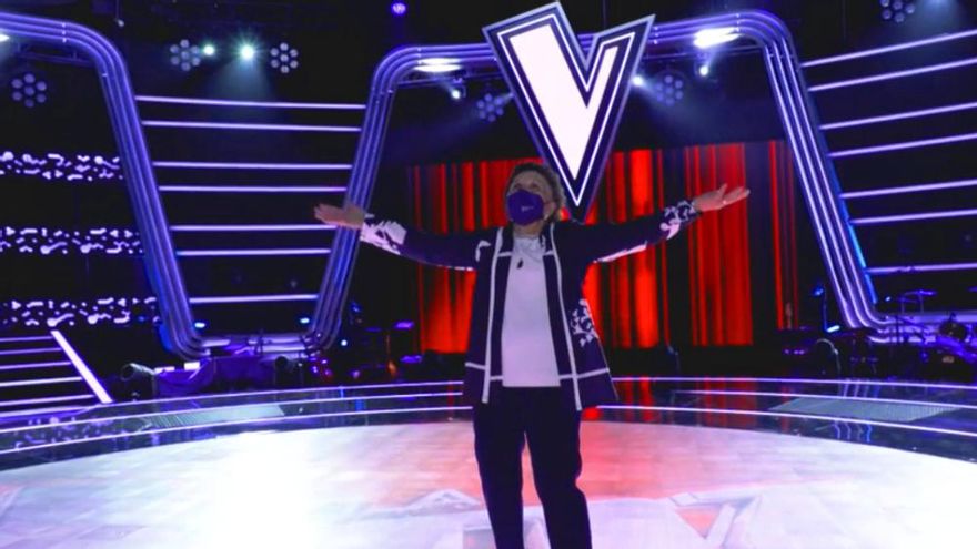 El tour de Palmira de 'Ahora caigo' por Antena 3: de "presentar" los informativos hasta hacer de "coach" de 'La Voz'