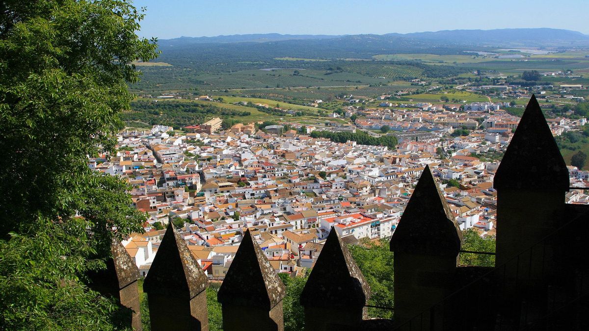Almodóvar del Río: un castillo sobre los meandros del Guadalquivir