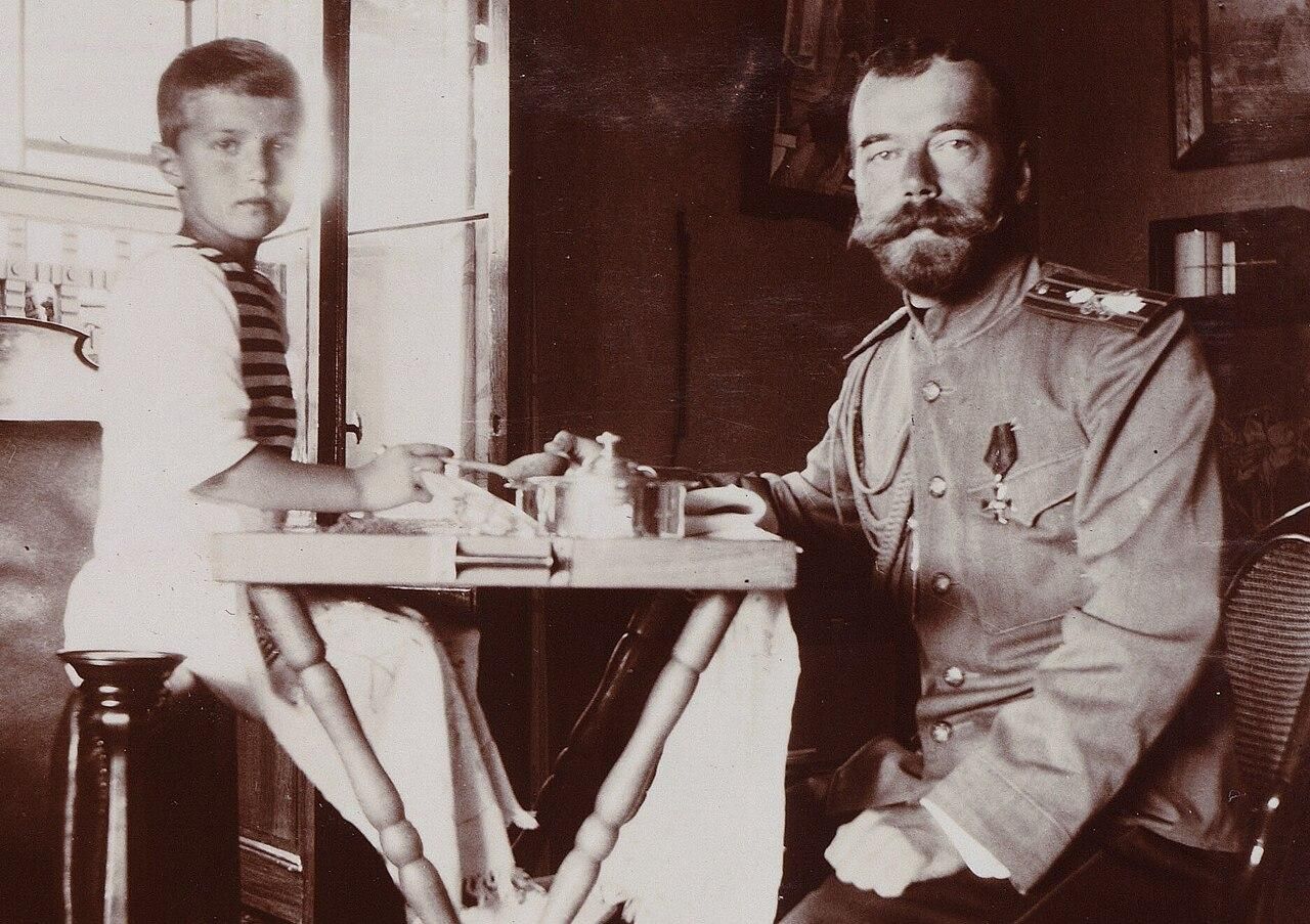 Alexei y Nicolás II
