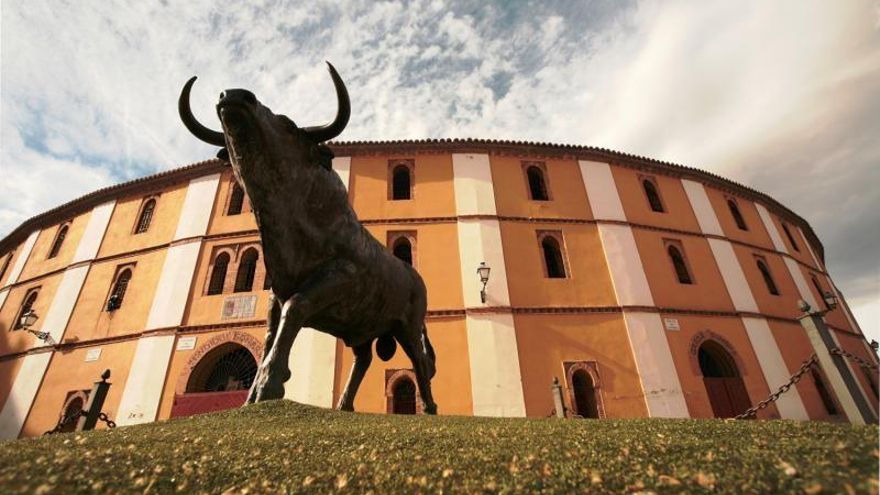 Lío taurino en Calatayud: el PP habilita 65.000 euros para una corrida y luego la deja en el aire ante las dudas legales