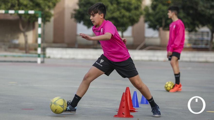 Entrenamiento de la cantera del Córdoba Patrimonio de la Humanidad