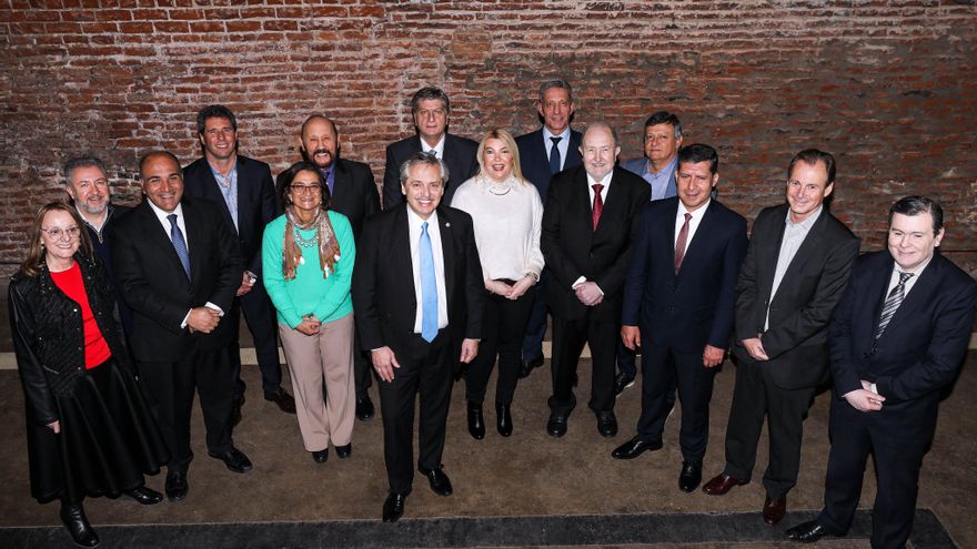 Hartazgo de gobernadores con la pelea Alberto-Cristina: "Una interna porteña"