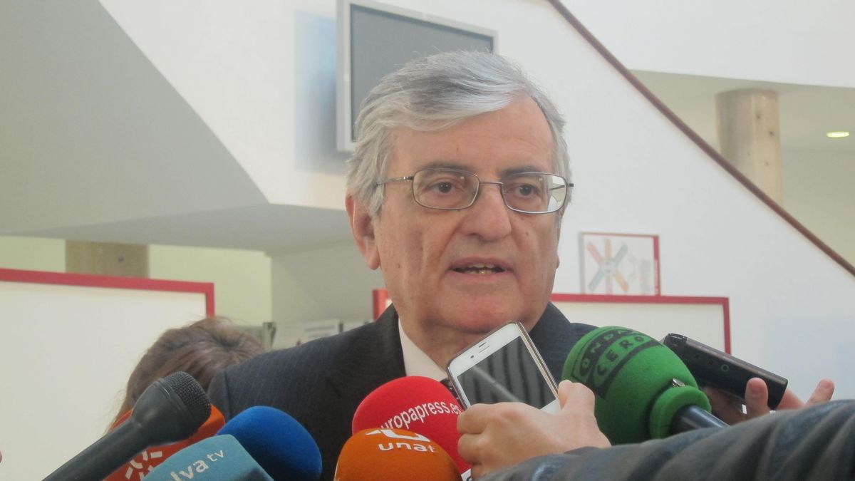 Torres Dulce dice que la Fiscalía de TC verá los casos de bebés robados con "la máxima exigencia" en defensa de derechos