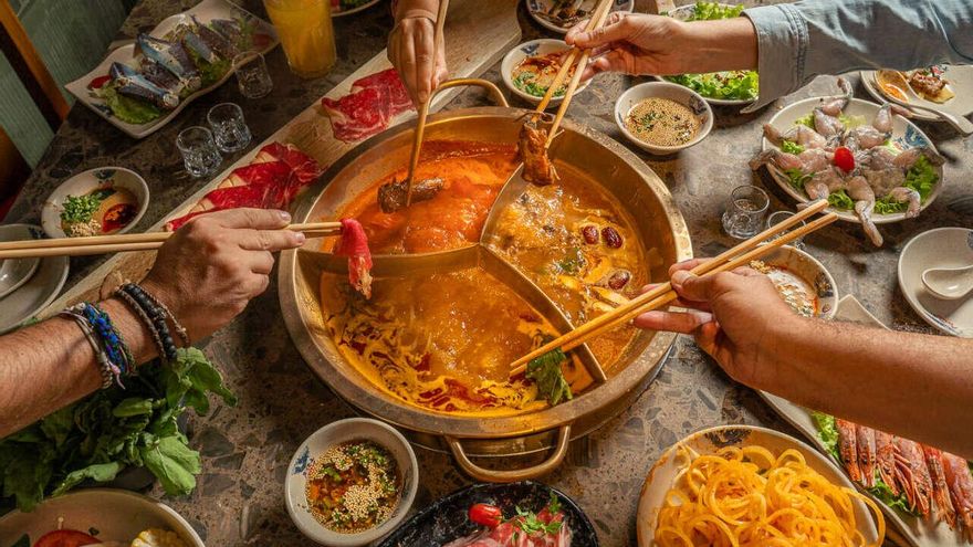 Nueve hot pot en Madrid para comer de restaurante chino: ollas individuales, veganas y con buffet libre de salsas