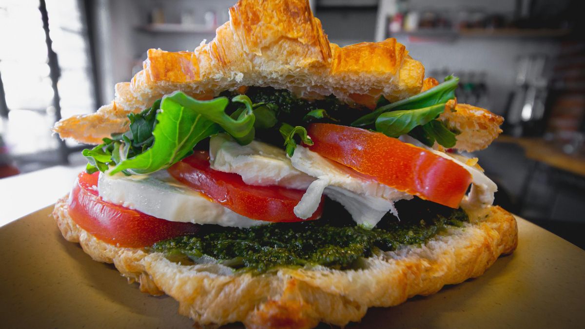 Salsas a prueba de ola de calor para disfrutar de tus ensaladas y sándwiches sin correr riesgos