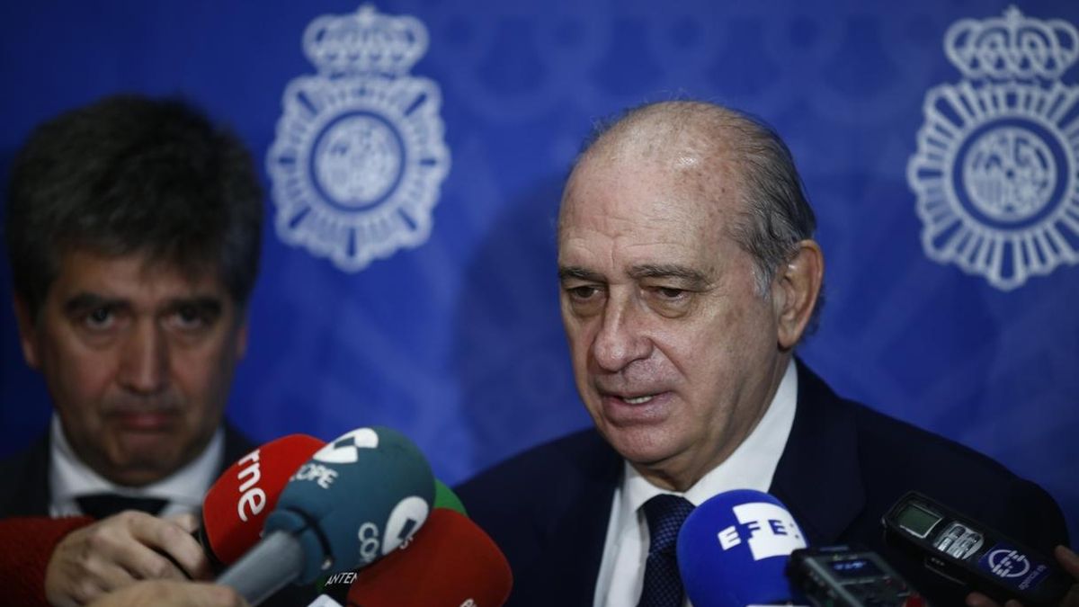 Fernández Díaz avisa al PSOE de que gobernar con la "connivencia" de ERC y CDC sería "letal" para España
