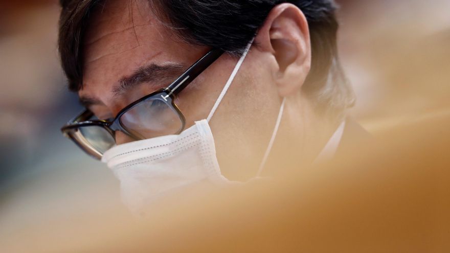 El Gobierno aprueba el plan para vacunar contra la COVID en tres etapas desde enero: sanitarios y mayores en residencias serán los primeros