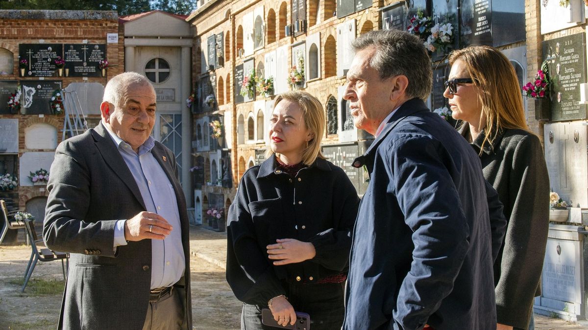 La Diputación ofrece a Paterna recursos para abrir un aula de difusión histórica en el Memorial del cementerio