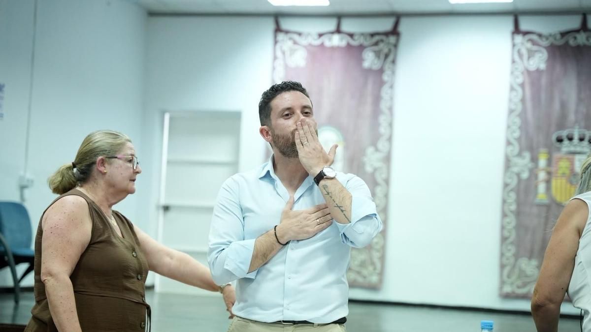Israel Álvarez, nuevo alcalde socialista de Huévar tras la moción promovida contra el PP