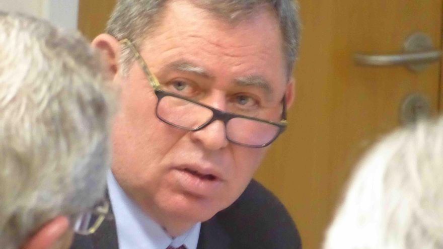 de secundaria, que el pasado 3 de marzo presentó su tesis doctoral "El Partido Comunista de España en Extremadura durante el Frente Popular: República y Guerra (1936-1939), con una calificación de sobresaliente Cum Laude