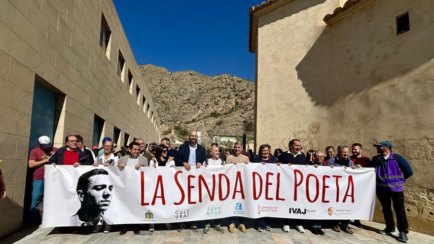 La Generalitat da la espalda a Miguel Hernández y retira la financiación a La Senda del Poeta que le rinde homenaje