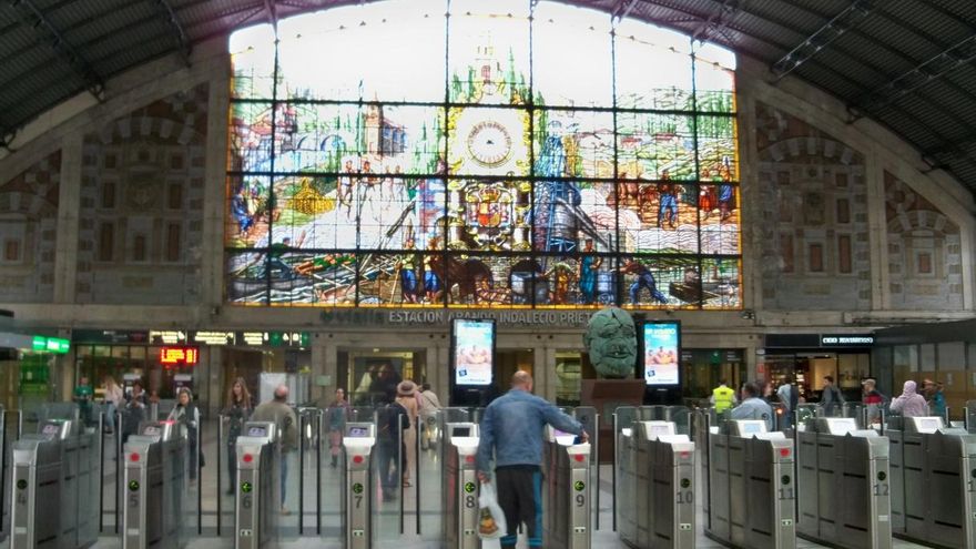 La estación bilbaína de Abando expone una muestra sobre el 20º aniversario de la ONG Global Humanitaria