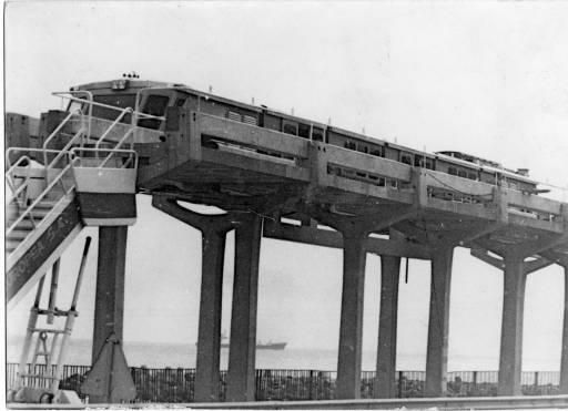Tren vertebrado en Las Palmas de Gran Canaria