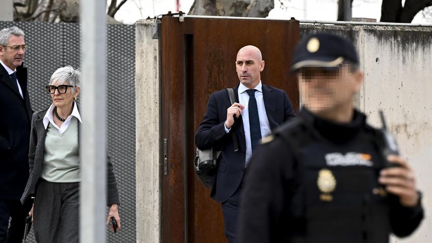 La fiscal se apoya en la ley del ‘solo sí es sí’ y carga contra el estereotipo de la ‘víctima ideal’ para blindar su acusación a Rubiales