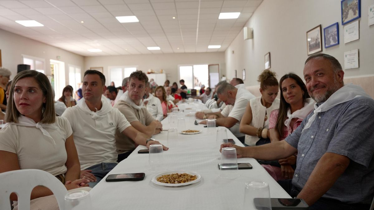 Cendón, Mario Rivas, Nuria Rubio y Gerardo Álvarez Courel.