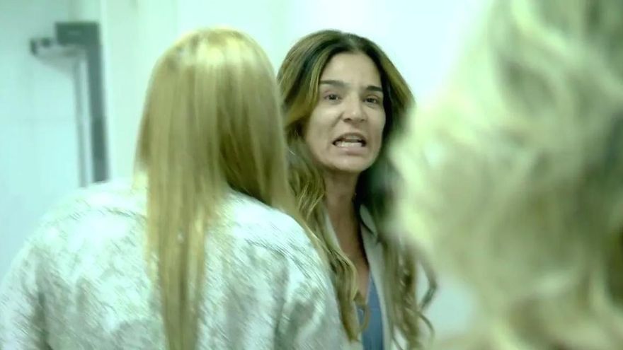 Raquel Bollo, en los pasillos de 'Sálvame', completamente indignada con la dirección del programa