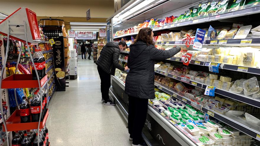 La ola de contagios en Reino Unido genera problemas de abastecimiento por el aislamiento de trabajadores esenciales