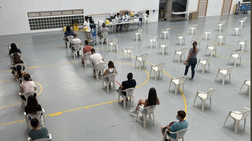 Sanidad organiza este viernes en La Palma una jornada de vacunación sin cita para quienes hayan cumplido 12 años