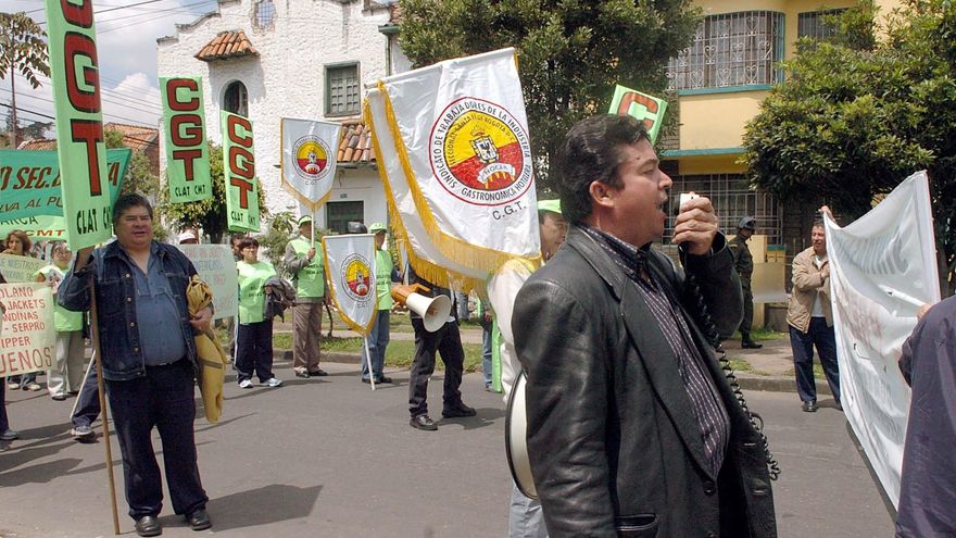 Muere de coronavirus el líder sindical colombiano Julio Roberto Gómez